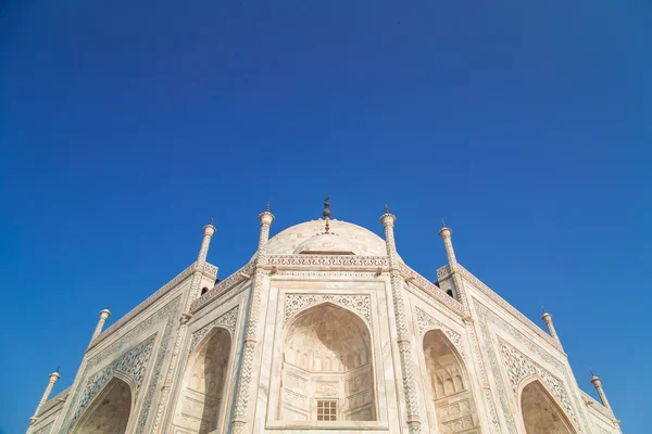 Zuidkant van Taj Mahal. — Stockfoto