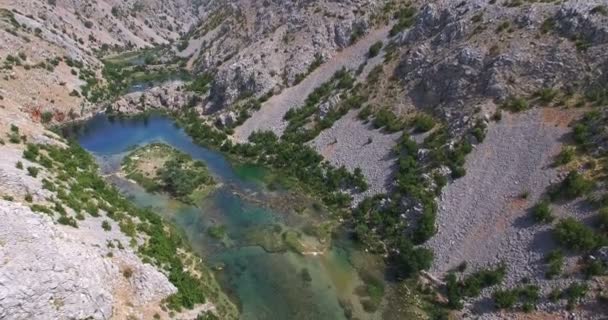 Luftaufnahme des Flusses Zrmanja, Kroatien — Stockvideo