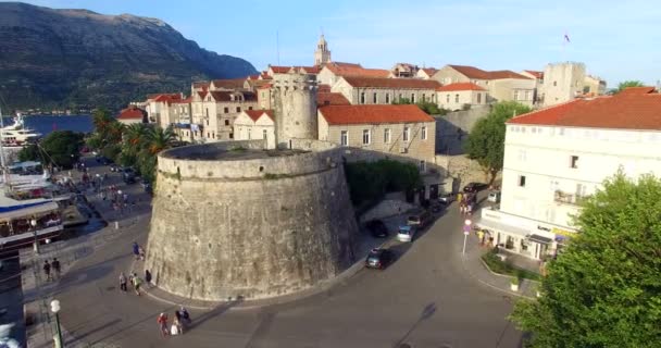 Vista aérea de la antigua fortaleza en Korcula, Croacia — Vídeo de stock