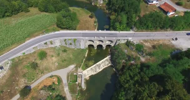 Tounj Bridge, Kroatien — Stockvideo