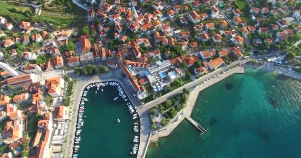 Supetar sur l'île de Brac, Croatie — Video