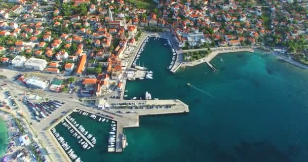 Supetar sur l'île de Brac, Croatie — Video