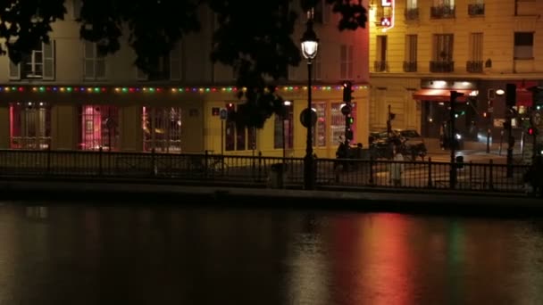 Canal St. Martin em Paris, França — Vídeo de Stock