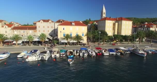 Marina de Supetar sur l'île de Brac — Video