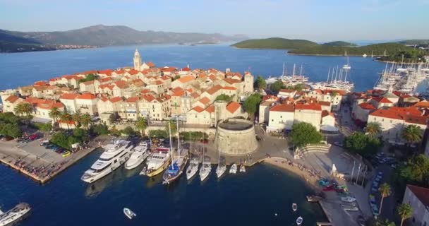 Порт в городе Корчула, Хорватия — стоковое видео
