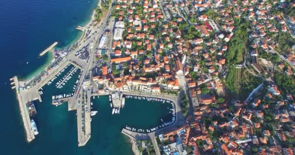 Supetar stad op het eiland Brac — Stockvideo