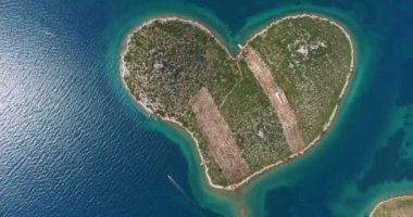 beautiful Island of Galesnjak