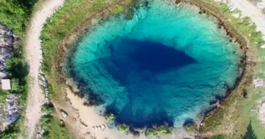Glavas kaynak Cetina Nehri