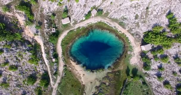 Glavas sorgente del fiume Cetina — Video Stock