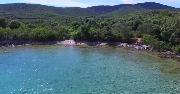 Залив на острове Црес, Хорватия — стоковое видео