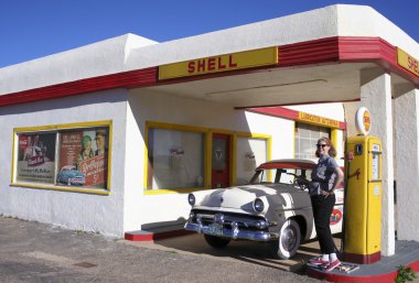 Bir 50s Ford Station Wagon, Lowell, Arizona