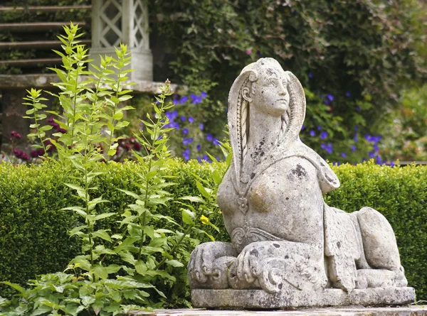 A Shot of the Sphinx in Bodnant Garden — Stock Photo, Image