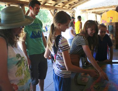 Reid Park Hayvanat Bahçesi Oyunu, Tucson, Arizona