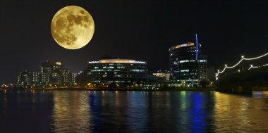A Hayden feribot Lakeside dolunay görünümü, Tempe