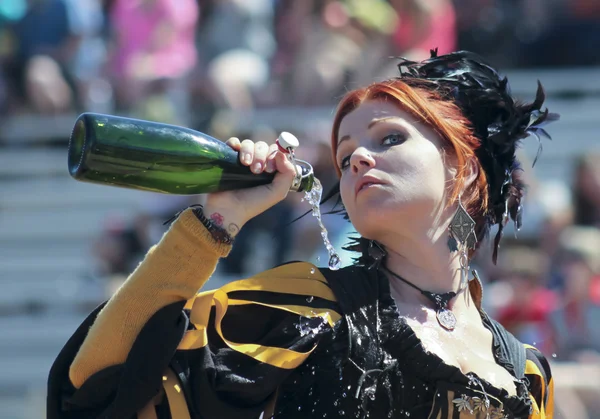 A Red Haired Wench at the Arizona Renaissance Festival — Stock Photo, Image