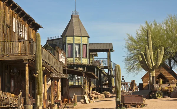 Goldfield hayalet kasaba, Arizona bir göz — Stok fotoğraf