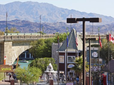 Bir London Bridge Giriş atış, Lake Havasu City