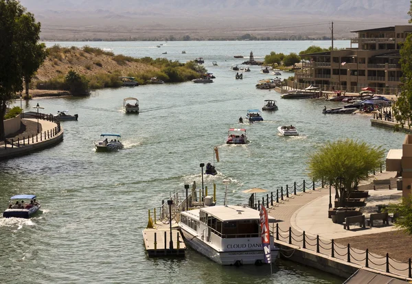 A Bridgewater Channel London Bridge Shot, Lake Havasu City — Stock Photo, Image