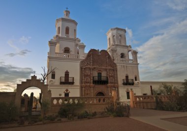 Bir misyon San Xavier del Bac, Tucson