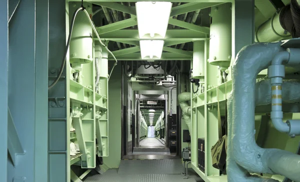 Un long téléphérique souterrain du Titan Missile Museum — Photo