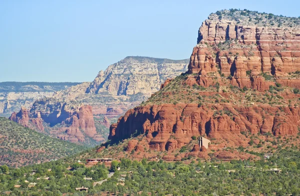 Een weergave van de kapel van het Heilige Kruis, sedona, arizona — Stockfoto