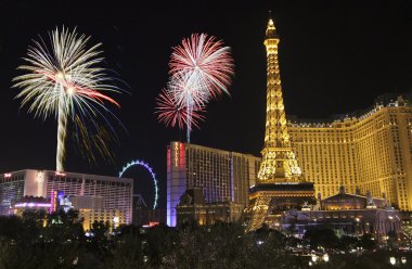 Bellagio ve Las Vegas Blvd bir kutlama