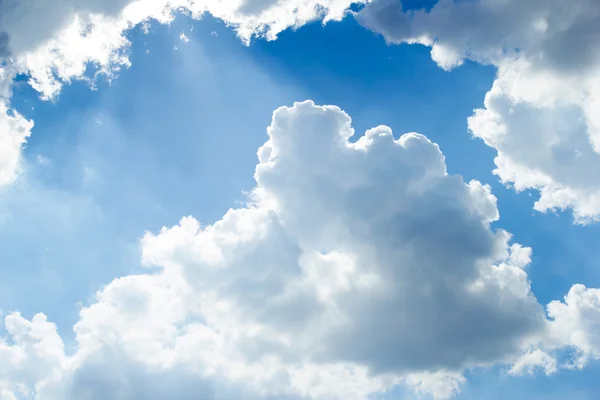 Blue sky with clouds — Stock Photo, Image