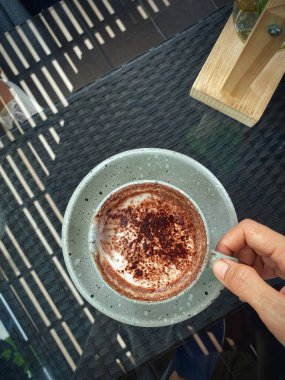 Yavru kedi, sevimli hayvan.