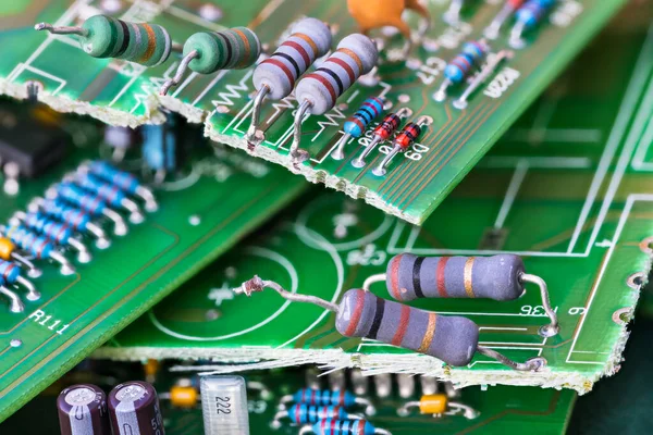 Afvalberg Van Gebroken Printplaten Elektrische Componenten Afvalverwijdering Weerstanden Condensatoren Diodes — Stockfoto