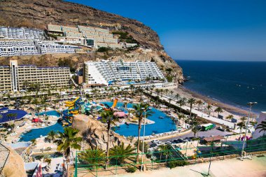 Taurito 'daki Gran Canaria, İspanya' daki güzel su parkı.. 