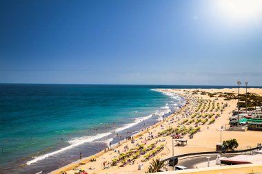 Maspalomas plajının panoramik manzarası. Büyük Kanarya. İspanya.