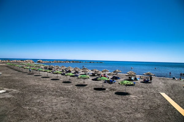 Spiaggia Nera Monolithos Santorini Grecia — Foto Stock