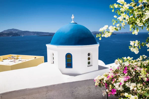 Iglesia Ortodoxa Fira Santorini Grecia —  Fotos de Stock