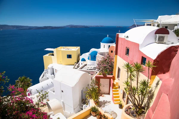 Oia Villaggio Giorno Soleggiato Sull Isola Santorini Grecia — Foto Stock