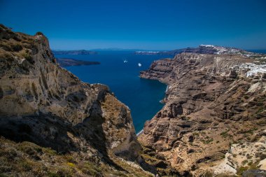 Yunanistan 'ın Santorini adasındaki Thira of Fira uçurumundan panoramik manzara
