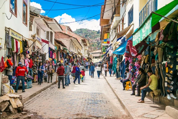 Cusco Peru Ledna 2019 Lidé Pouličním Trhu Historickém Městě Cusco — Stock fotografie