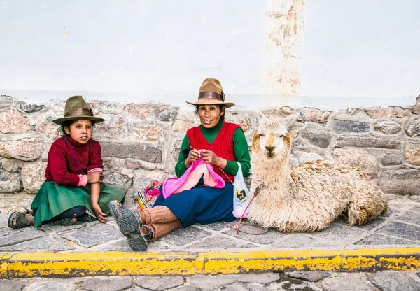 Cusco Peru Januar 2019 Alte Quechua Frau Mit Lama Und — Stockfoto