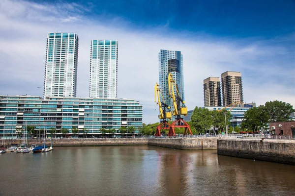 Buenos Aires Argentína December 2018 Puerto Madero Kerület Napos Nap — Stock Fotó