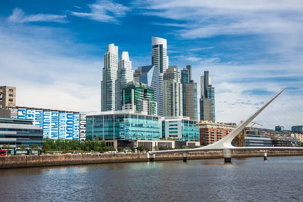 Buenos Aires Argentina Diciembre 2018 Distrito Puerto Madero Día Soleado — Foto de Stock