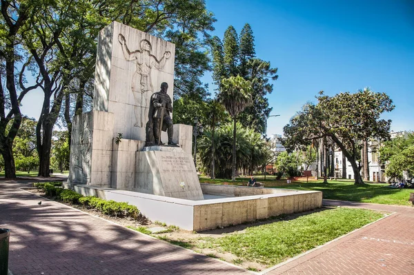 부에노에 아이레스 아르헨티나 Dec 2018 Monument Lezama Park Bueno Aires — 스톡 사진