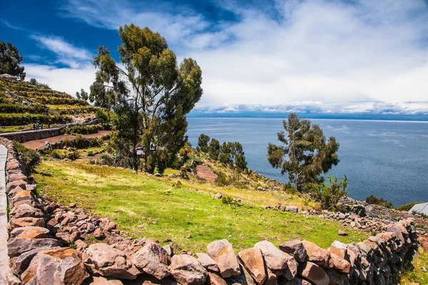ティティカカ湖 ペルーのタキール島の村 — ストック写真
