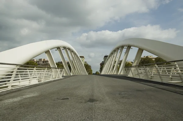 Puente moderno en Roma — Foto de Stock