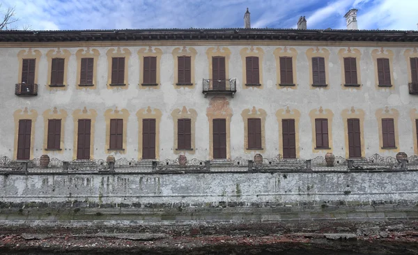 Villa Irini, Robecco sul Naviglio, Italië — Stockfoto