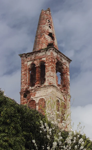 Terk edilmiş kilisede Piedmont — Stok fotoğraf