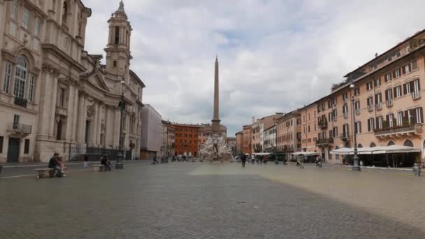 Rome Italien April 2021 Människor Den Berömda Navona Torget Grund — Stockvideo