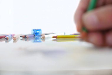 Pastel boya ile sanatsal çizim yaratıcılık kavramı