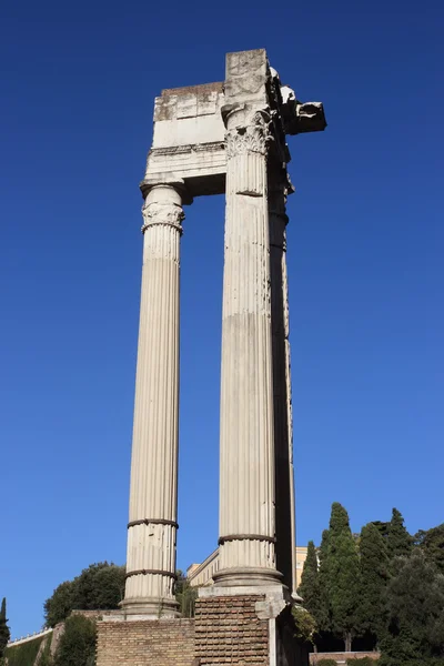 El Templo de Apolo Sosiano en Roma, Italia —  Fotos de Stock