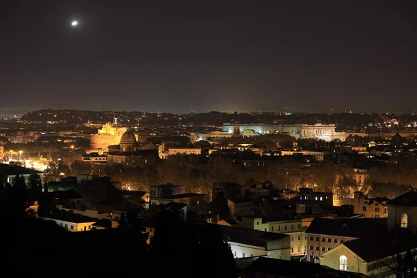 Ufo nacht in rom — Stockfoto