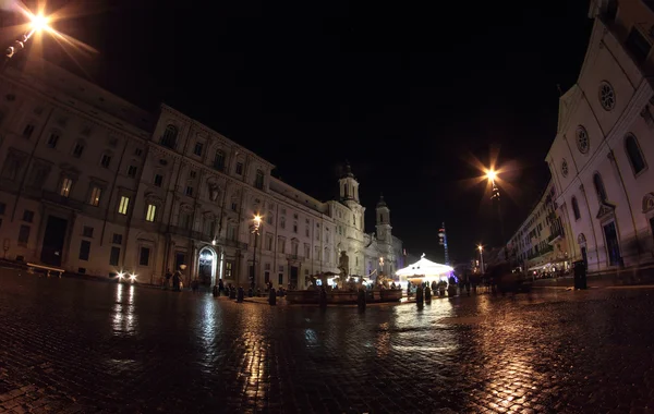 Piazza Navona à noite em Roma — Fotografia de Stock