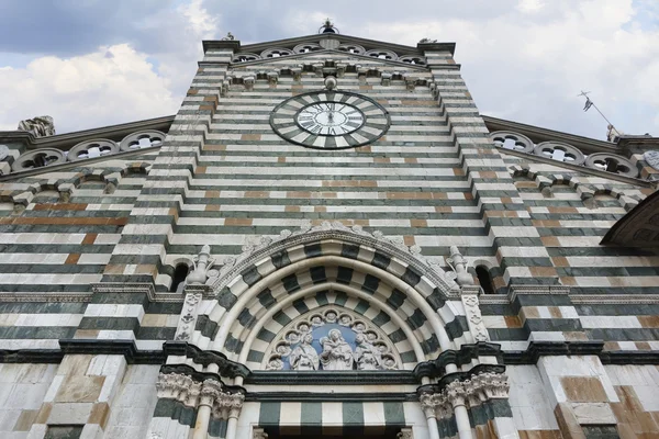 Kathedrale in prato, italien — Stockfoto